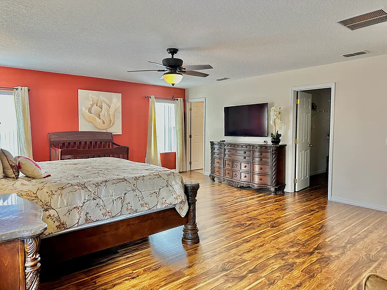 1000 Pine Ridge Dr — Photo 9