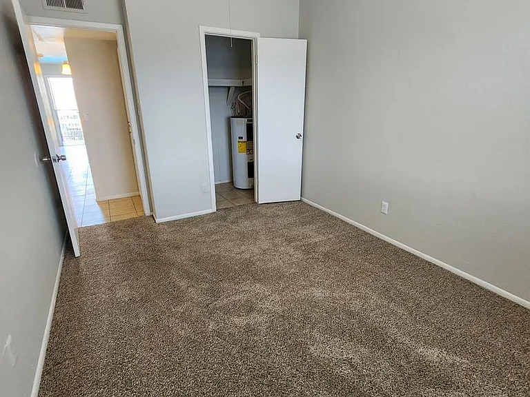 Modern Quarters Apartments — Photo 34