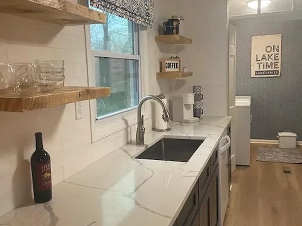 4540 Wahoo Dr, Gainesville, GA 30506