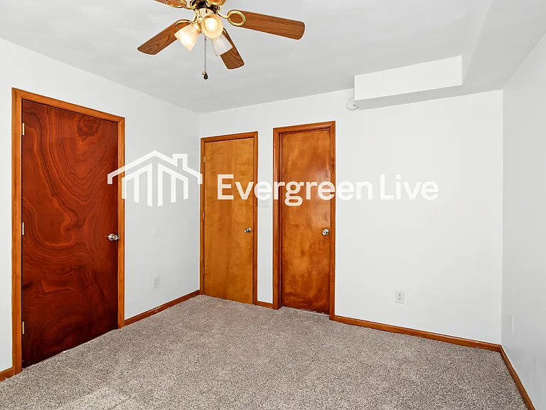 1417 Martin Ave — Photo 8