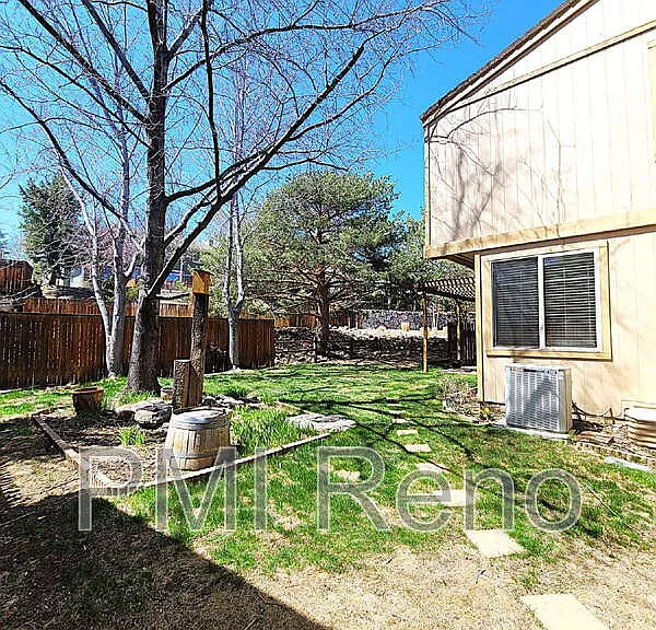 6403 Meadow Country Dr — Photo 25
