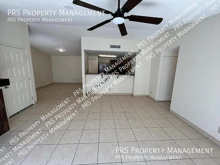 1762 W Colt Rd — Photo 9