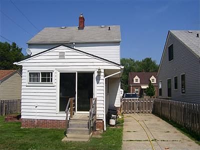 2nd image of 16193 Emerald Pt