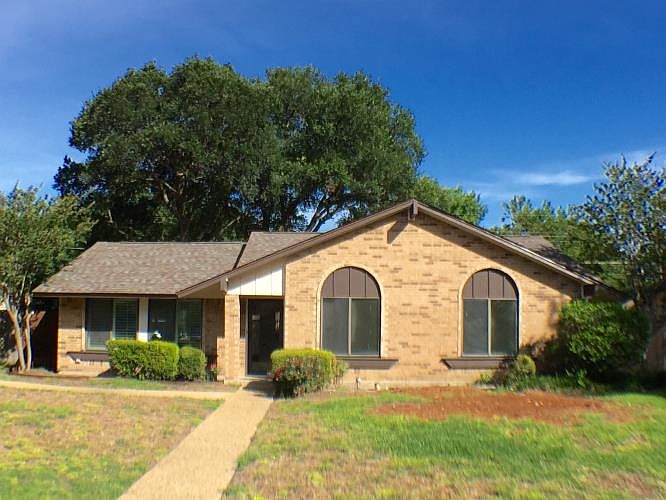 1st image of 1216 Oakhill Dr