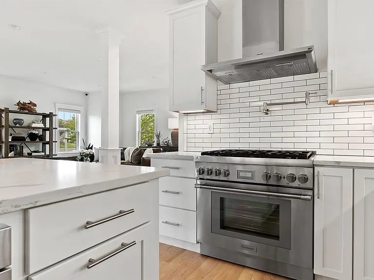 4 Gabaree Ct — Photo 10