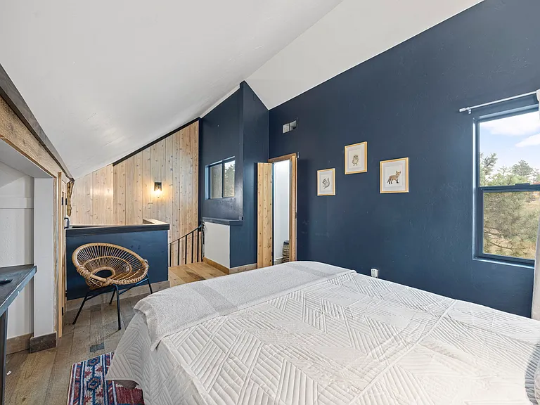 2350 Linden Dr — Photo 30