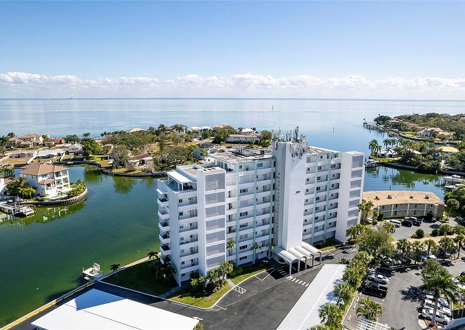 1st image of 1365 SNELL ISLE BOULEVARD NE #2B