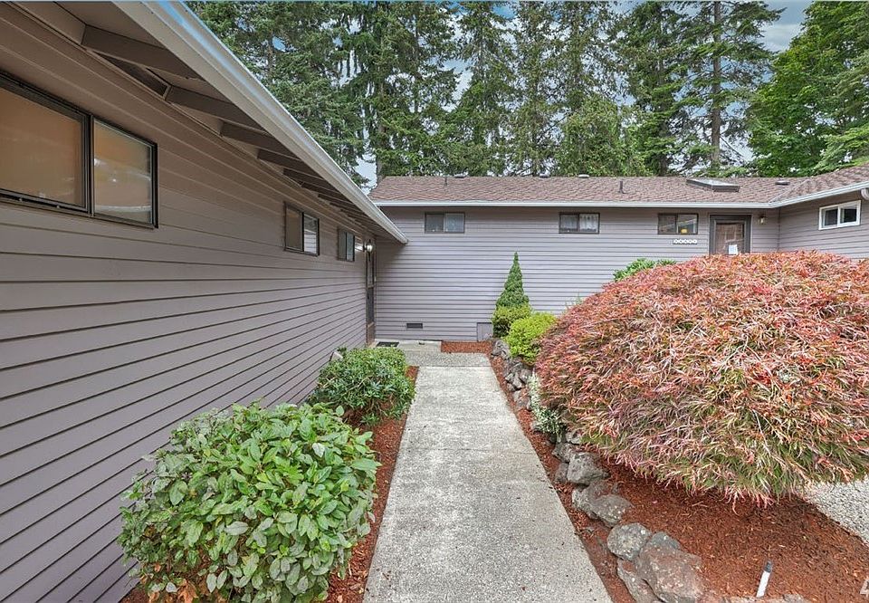 1st image of 24923 11th Ave S