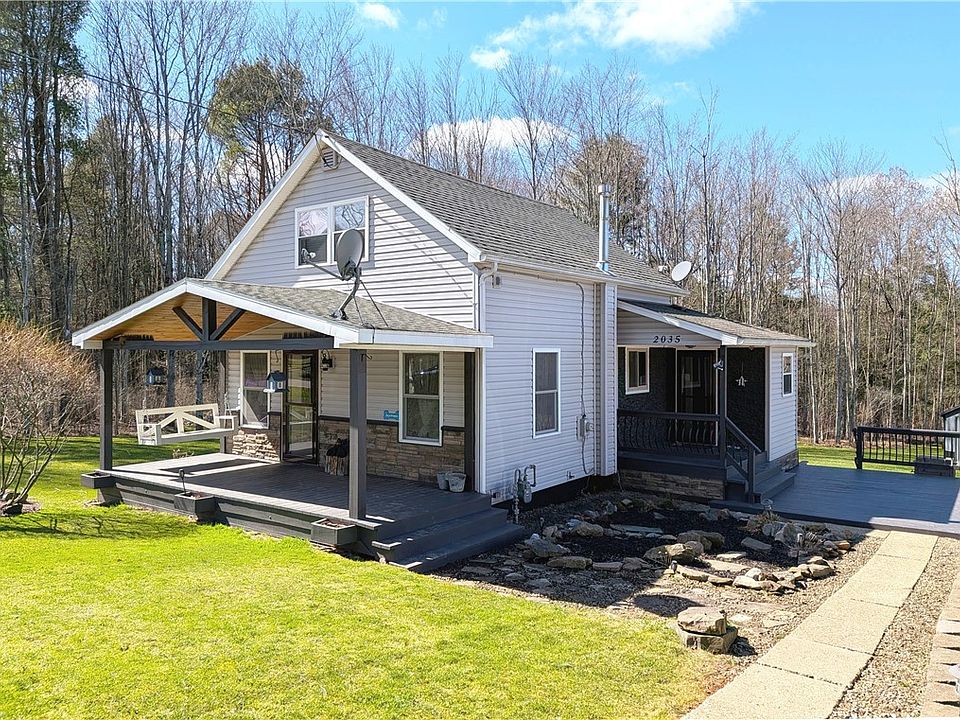 1st image of 2035 E Valley Rd