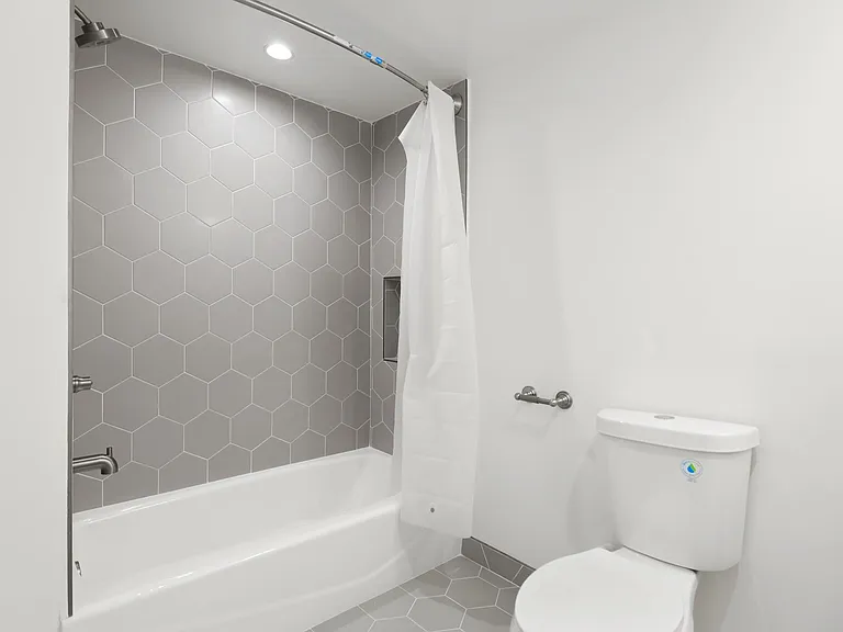 Western Lux — Photo 25