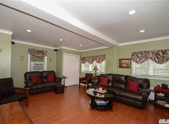 5th image of 2497 Coral Ct