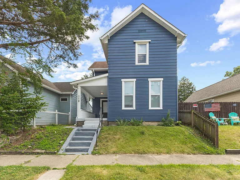 119 Wisconsin St — Photo 1
