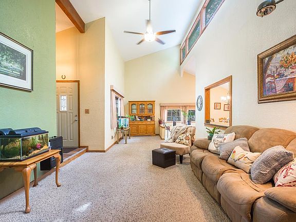3rd image of 18086 Idalyn Dr