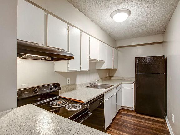 4th image of 235 Roberts Dr APT 21-D