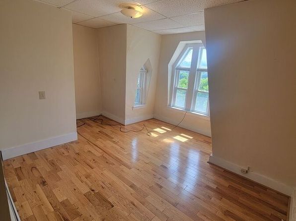 533 S Main St #6