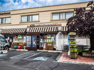 136 Oakland Ave, Closter, NJ 07624