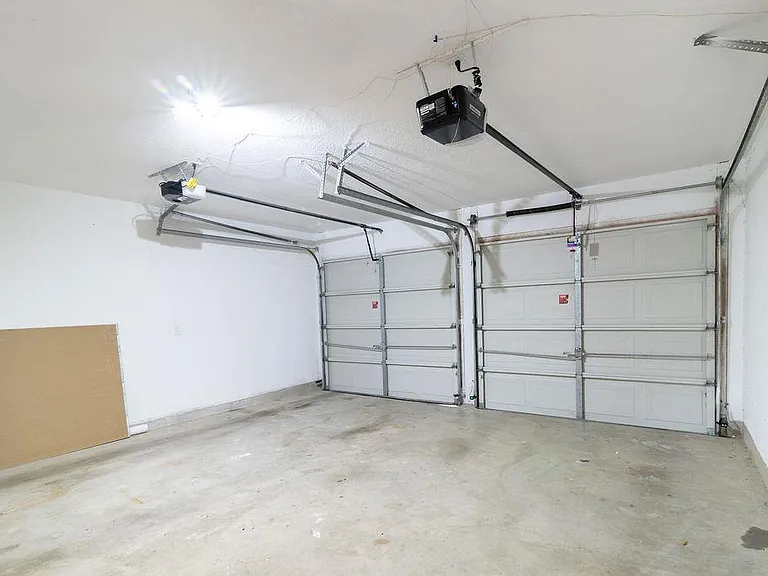 8319 Columbia Falls Dr — Photo 19
