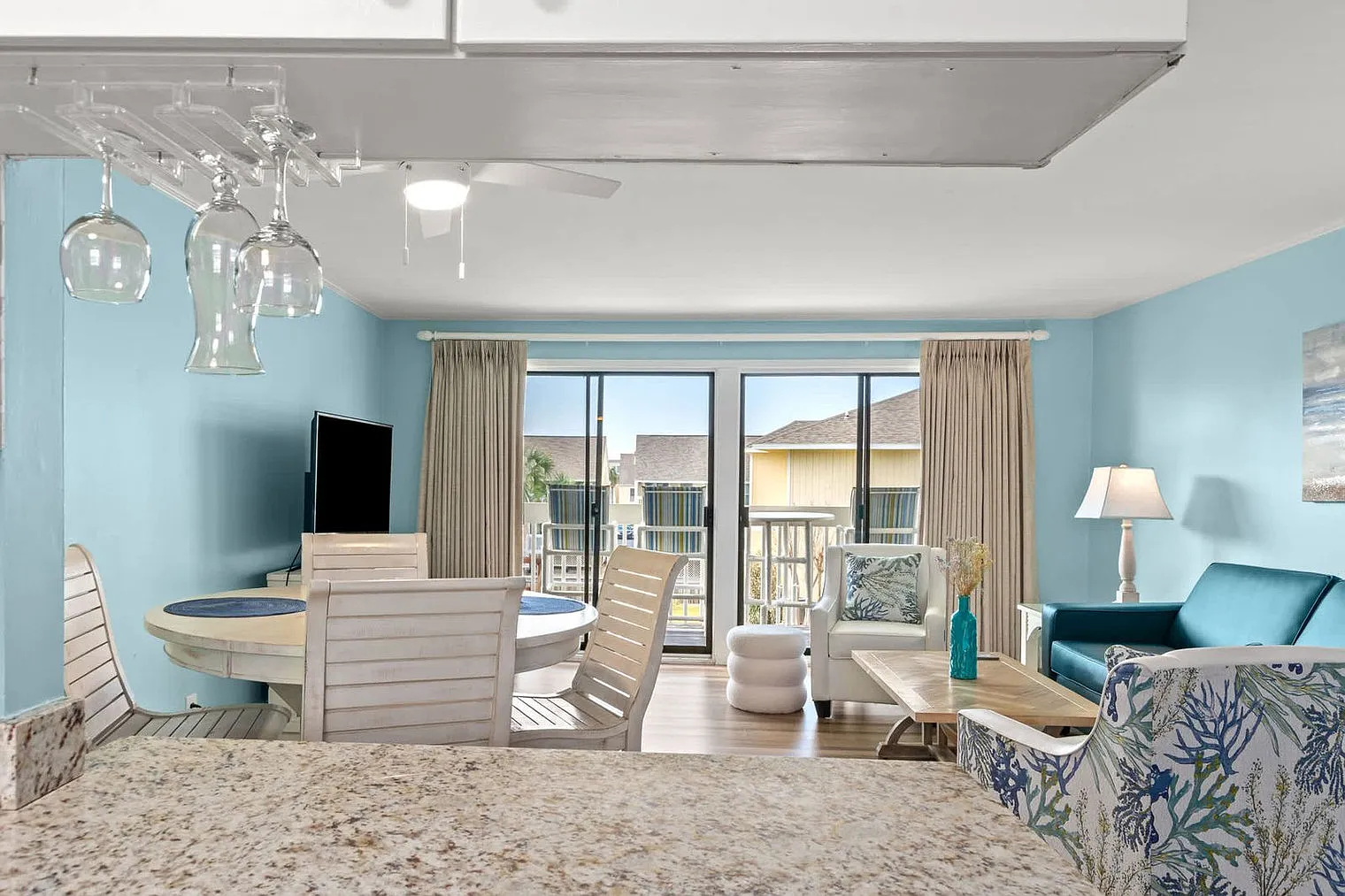2 bed, 2.0 bath, 947 sqft, $3,548 — Photo 1