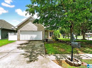 5051 Cantebury Ct, Center Pt, AL 35215