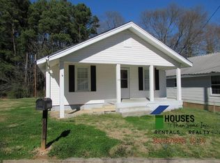 107 Clayton St, Greer, SC 29650