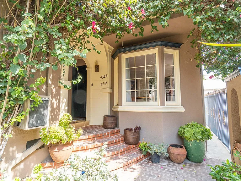 428 N Sierra Bonita Ave — Photo 27