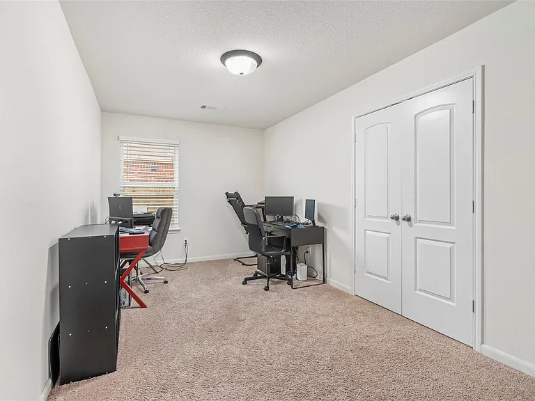 9719 Montana Sapphire Ln — Photo 13