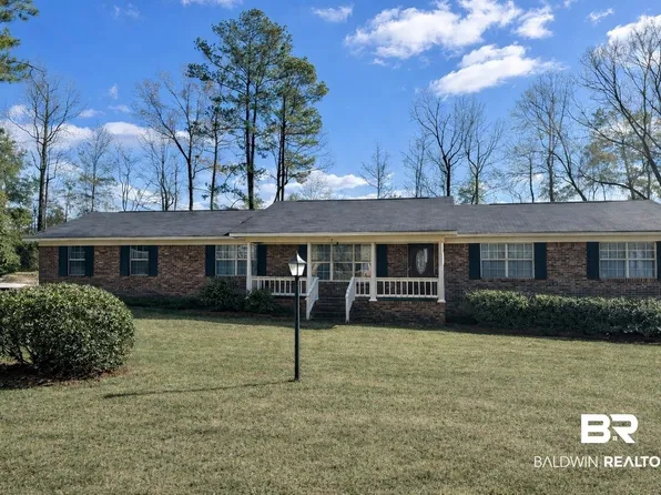 215 Young St, Brewton, AL 36426