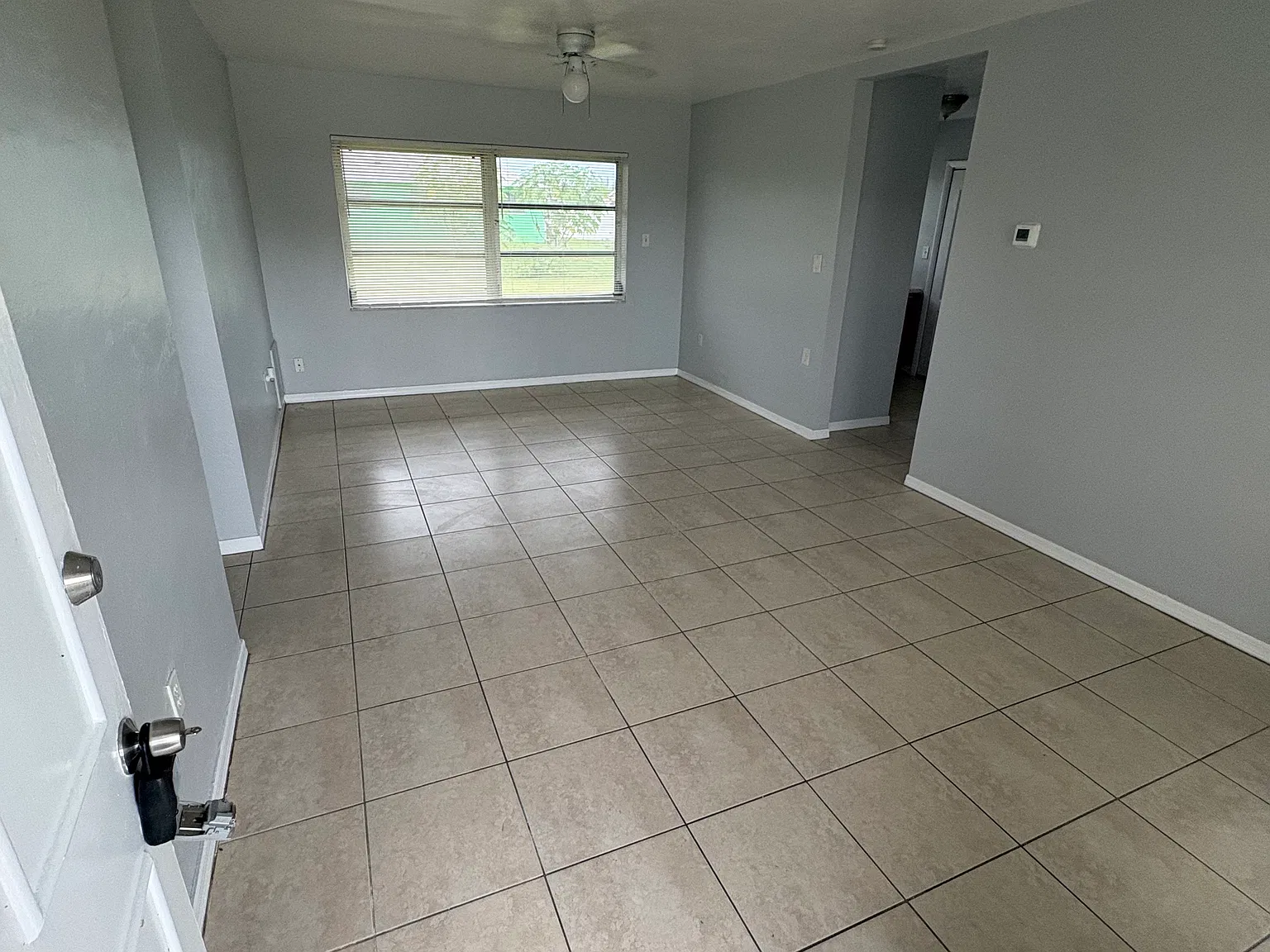 3 bed, 1265 sqft, $1,600 — Photo 2