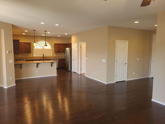5th image of 4457 E Carob Dr