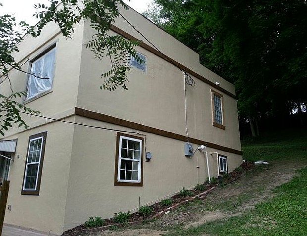 2nd image of 129 Bertram Ave