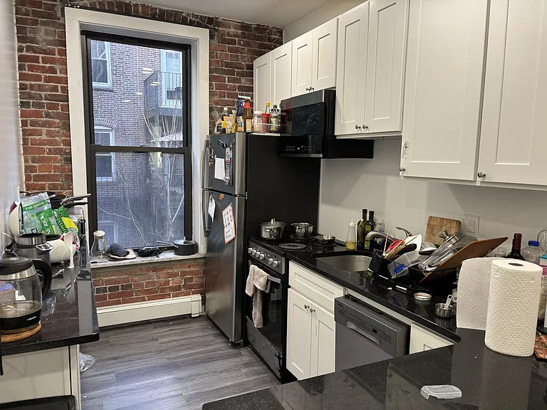 17 Cortes St #2 — Photo 1