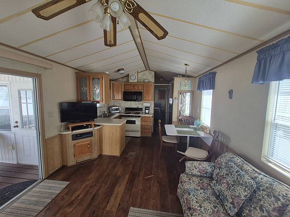 5th image of 8500 Ulmerton Rd #512