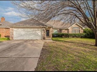 7913 Tree Leaf Ln, Fort Worth, TX 76123