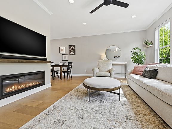 4th image of 6662 Cornell Ave