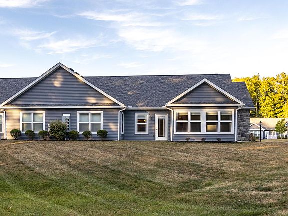 2nd image of 1379 Epworth Forest Dr