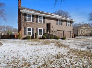 2308 W Post Oak Rd, Olathe, KS 66061