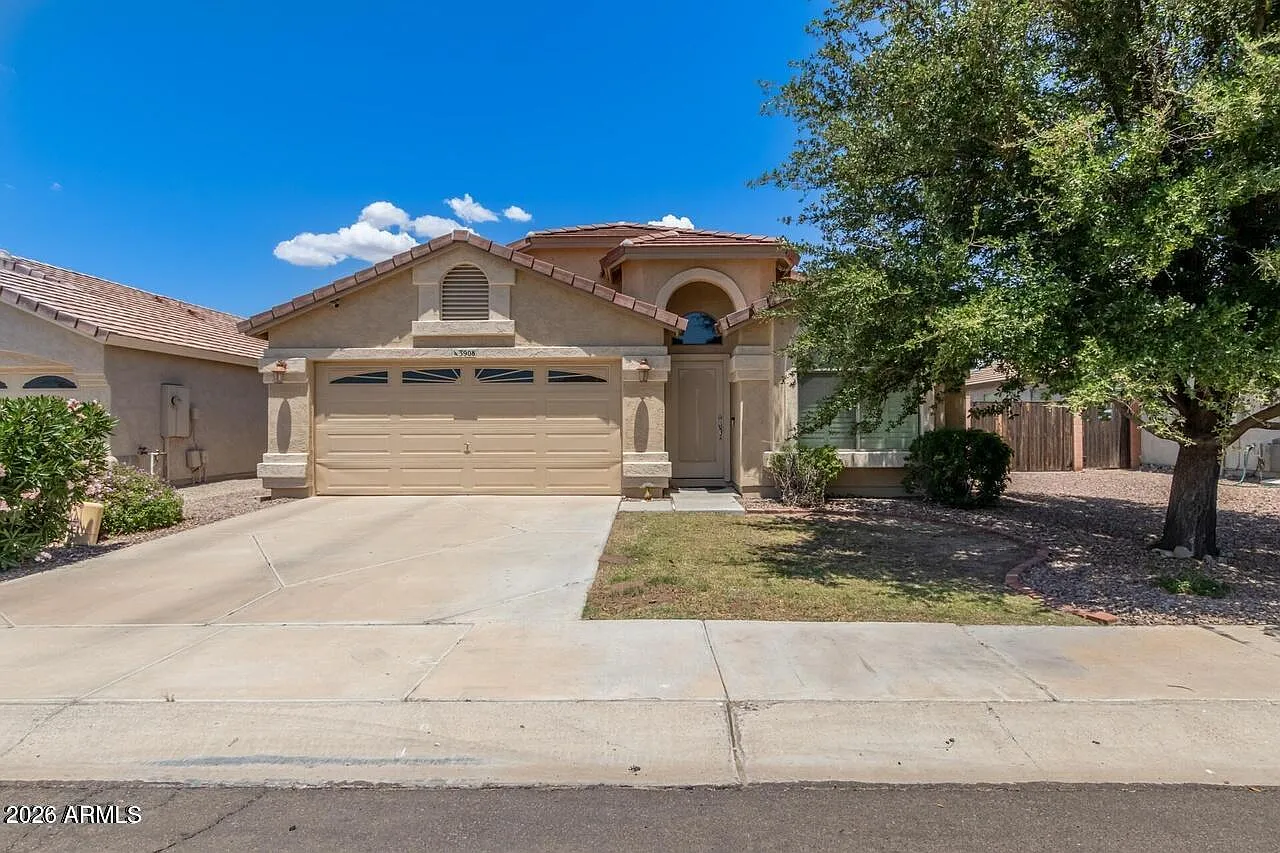 4 bed, 1767 sqft, $3,200 — Photo 2