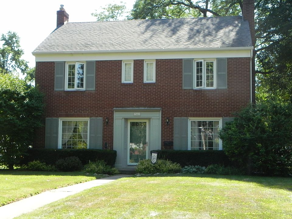 Exterior Front