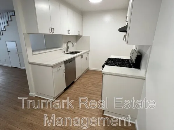 2713 Montrose Ave APT 4, Montrose, CA 91020