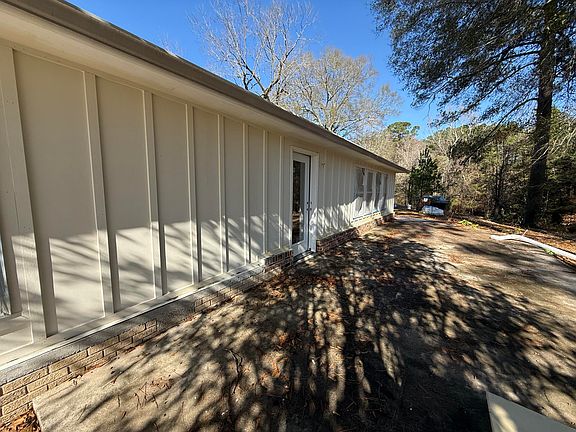 2nd image of 108 McDonald Ln