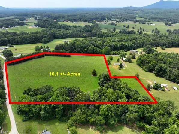 0 Sechrist Loop #5-6, Pilot Mountain, NC 27041