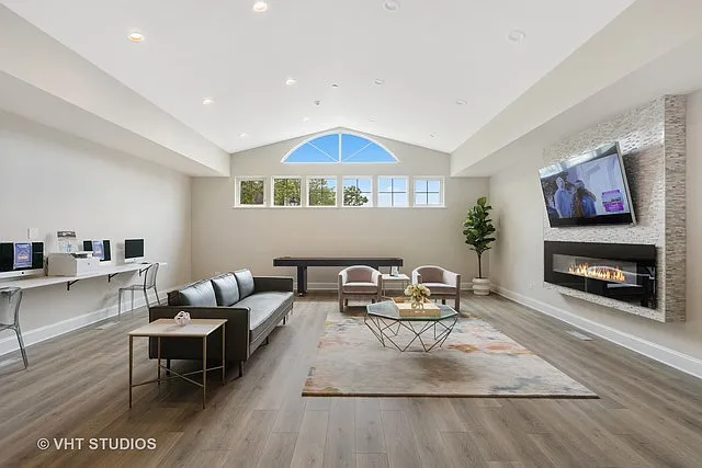 16 Sterling Cir #208 — Photo 35