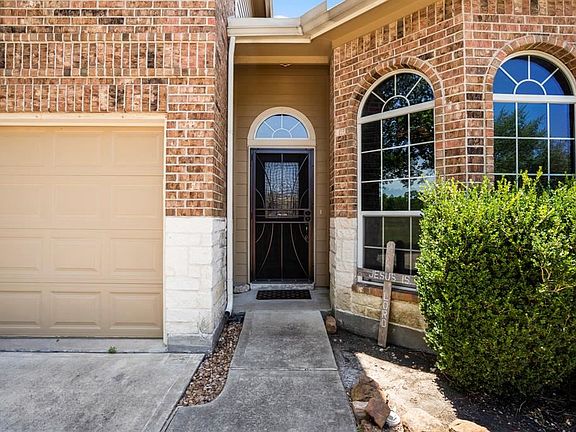 3rd image of 18407 Sunrise Maple Dr