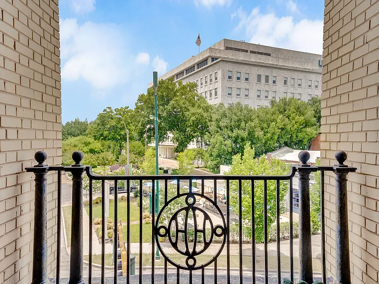 The Hardwick — Photo 15