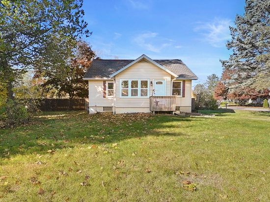 952 Sheridan ROAD, Kenosha, WI 53140