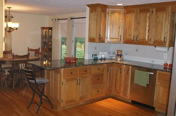 4th image of 14 Auburn St