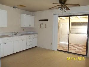 4th image of 3510 Gardenia St