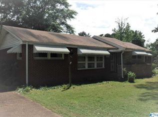 2109 Gilbreath Rd NW, Huntsville, AL 35810