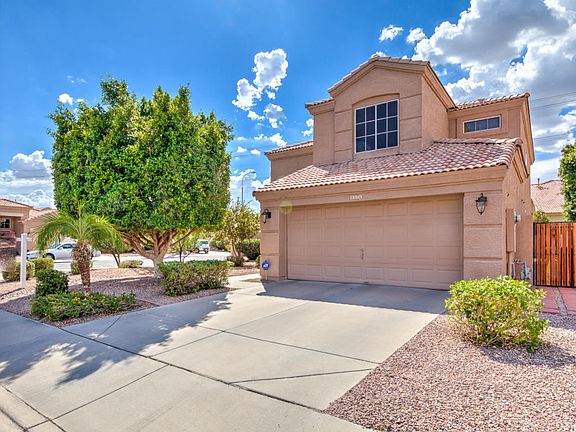 3rd image of 808 N Gregory Pl