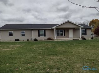 402 S Main St, West Unity, OH 43570